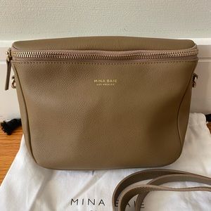 Like New Mina Baie Fanny bag in Teddy